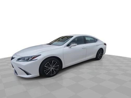 White Pearl 2024 Lexus ES 350 350