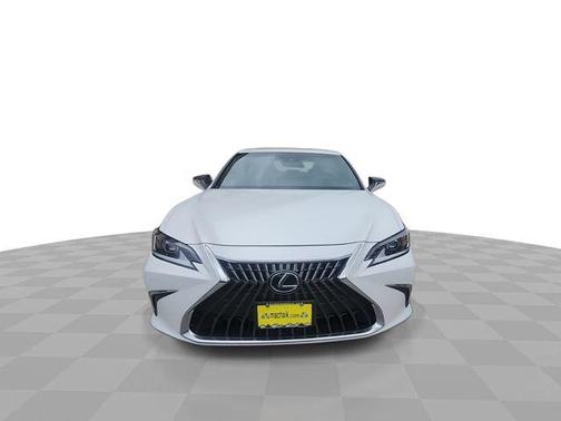 White Pearl 2024 Lexus ES 350 350