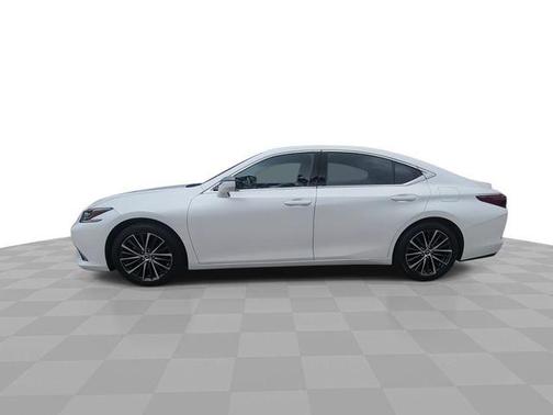 White Pearl 2024 Lexus ES 350 350