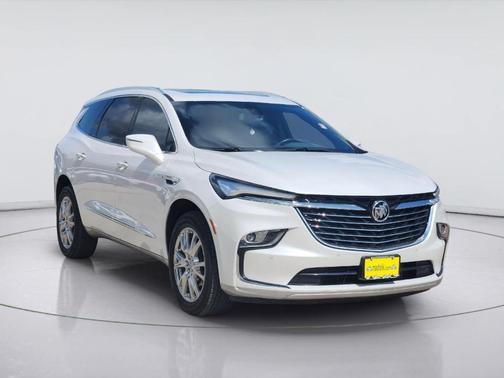 White Frost Tri-Coat 2023 Buick Enclave Essence