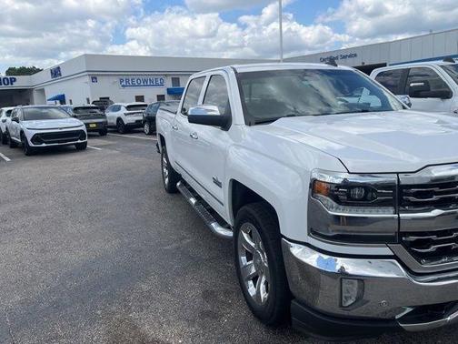 Summit White 2017 Chevrolet Silverado 1500 1LZ
