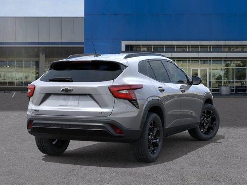 Sterling Gray Metallic 2026 Chevrolet Trax LT