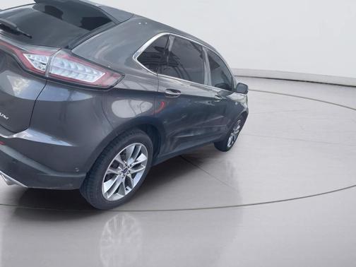 Magnetic 2018 Ford Edge Titanium