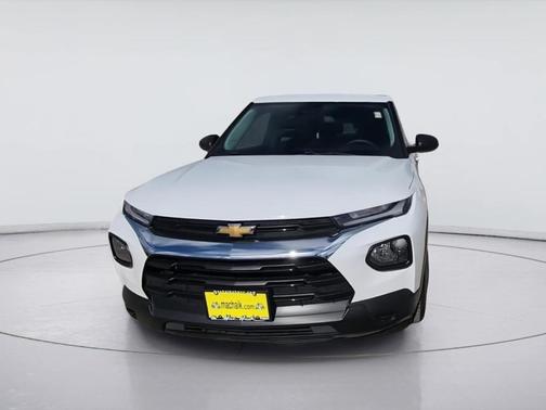 Summit White 2023 Chevrolet Trailblazer LS