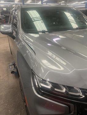 Sterling Gray Metallic 2023 Chevrolet Suburban Premier