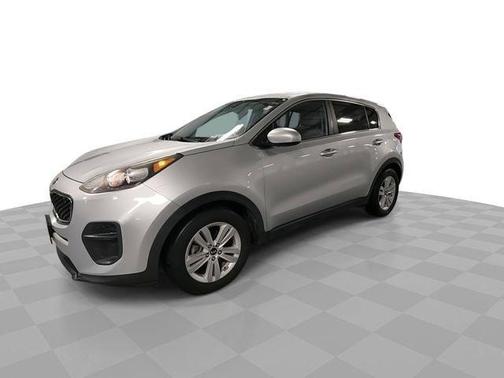 Sparkling Silver 2017 Kia Sportage LX