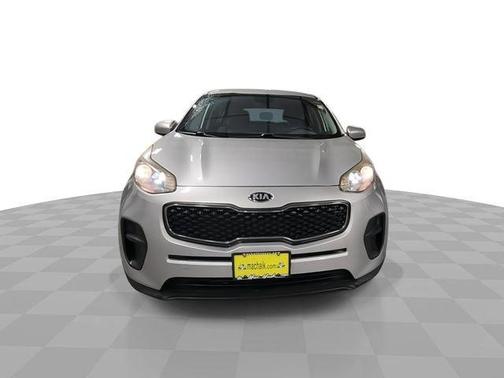 Sparkling Silver 2017 Kia Sportage LX
