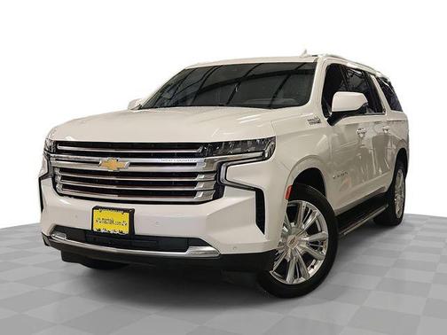 Iridescent Pearl Tricoat 2023 Chevrolet Suburban High Country