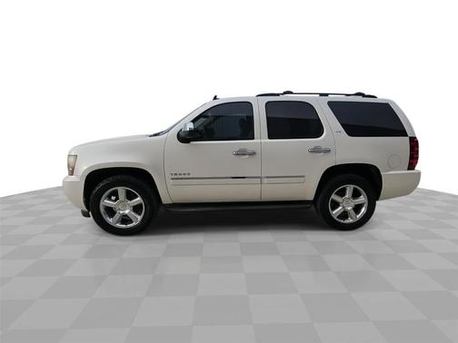 White Diamond Tri-Coat 2011 Chevrolet Tahoe LTZ