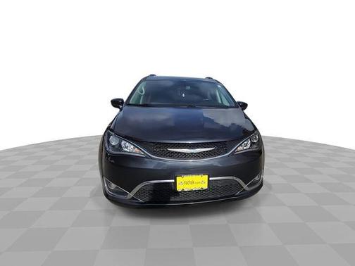 2020 Chrysler Pacifica Hybrid Touring L