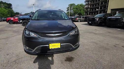 2020 Chrysler Pacifica Hybrid Touring L