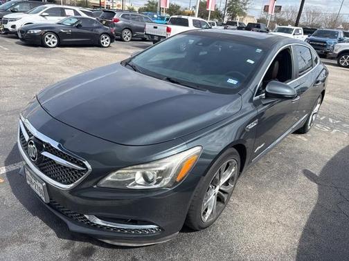 2018 Buick LaCrosse Avenir