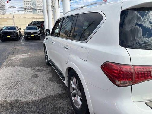 2012 INFINITI QX56 Base