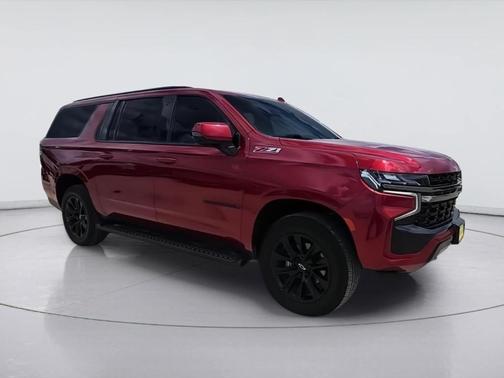 Cherry Red Tintcoat 2022 Chevrolet Suburban Z71
