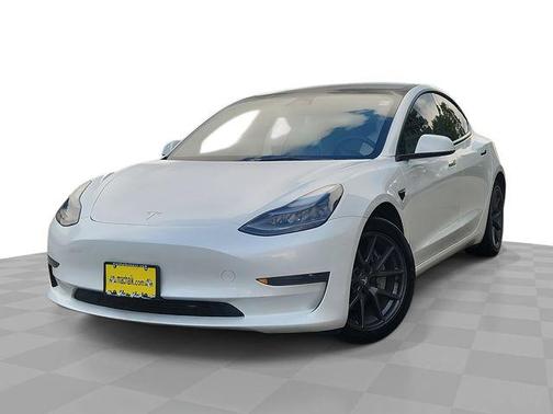 Pearl White Multi 2023 Tesla Model 3 Base