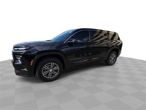 2024 Chevrolet Traverse LS