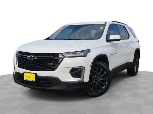 Summit White 2023 Chevrolet Traverse RS