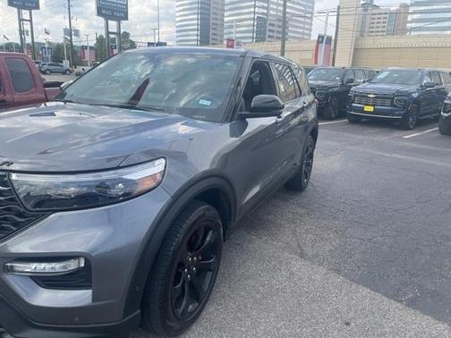 2022 Ford Explorer ST
