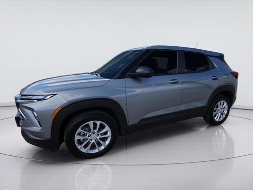 Sterling Gray Metallic 2025 Chevrolet Trailblazer LS