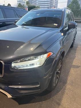 2019 Volvo XC90 T6 Momentum