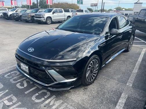 2024 Hyundai SONATA Hybrid Limited