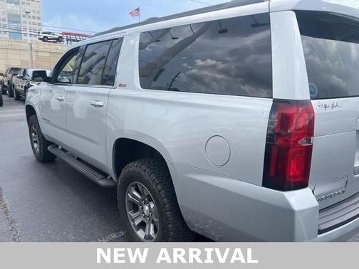 2019 Chevrolet Suburban LT