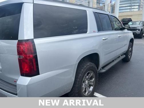 2019 Chevrolet Suburban LT