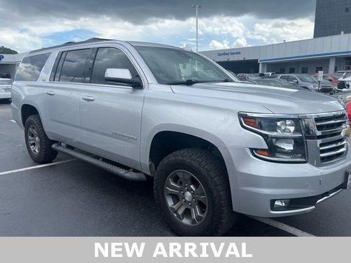2019 Chevrolet Suburban LT