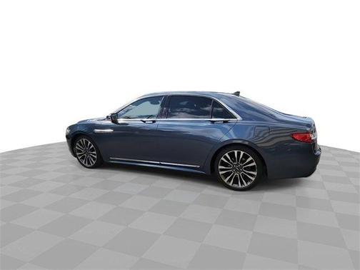 2019 Lincoln Continental Select