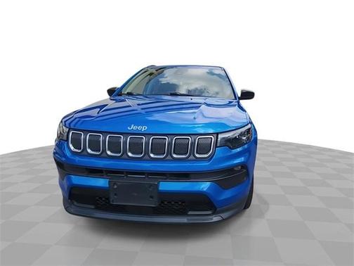 2022 Jeep Compass Latitude Lux