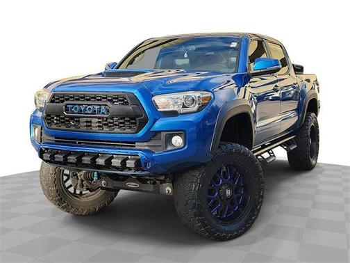 2017 Toyota Tacoma TRD Sport