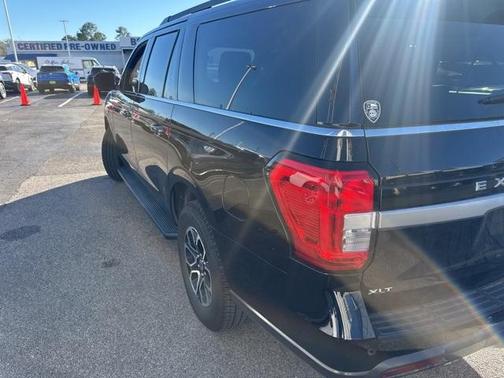 2022 Ford Expedition Max XLT