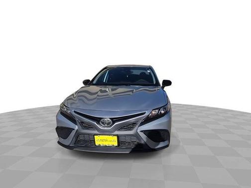 Ice Edge / Midnight Black Metallic 2021 Toyota Camry SE Nightshade