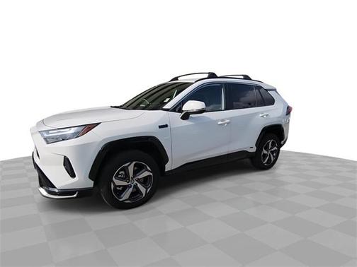 2024 Toyota RAV4 Prime SE