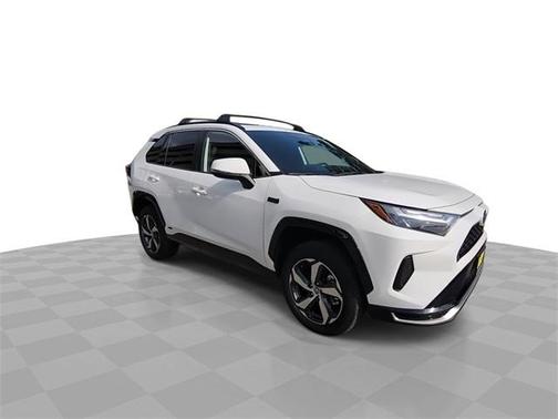 2024 Toyota RAV4 Prime SE