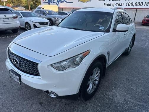 2017 INFINITI QX70 Base