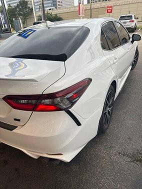 Ice 2024 Toyota Camry SE