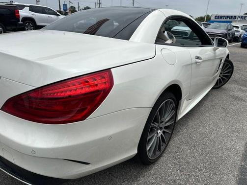 White 2017 Mercedes-Benz SL 550 Base