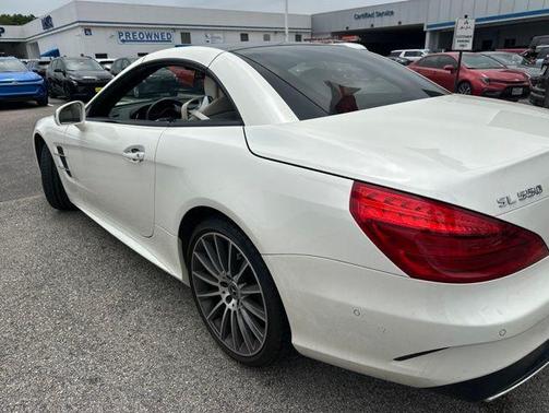 White 2017 Mercedes-Benz SL 550 Base