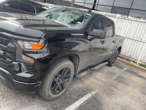 2023 Chevrolet Silverado 1500 Custom