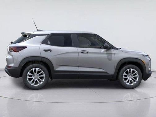 Sterling Gray Metallic 2026 Chevrolet Trailblazer LS