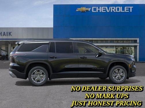 Black 2026 Chevrolet Traverse LT