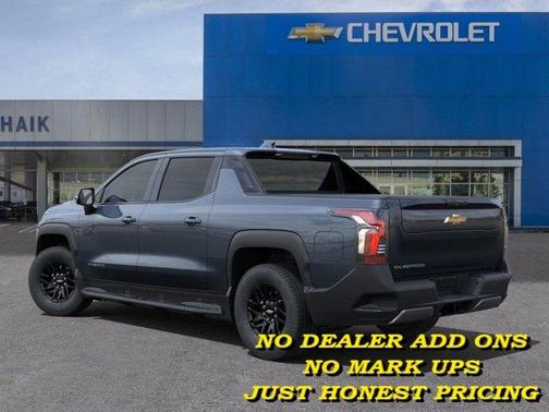 2025 Chevrolet Silverado EV LT