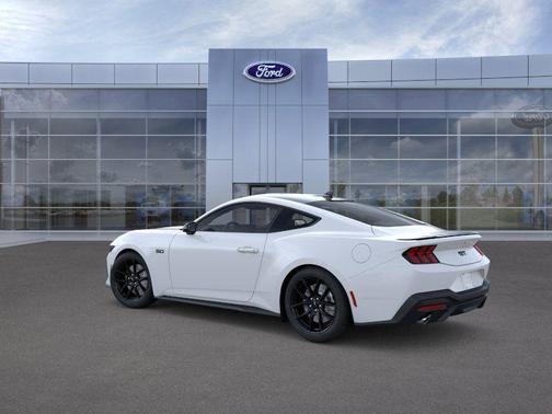 Oxford White 2026 Ford Mustang GT