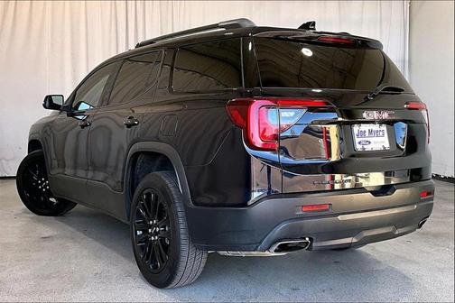 2022 GMC Acadia FWD SLT