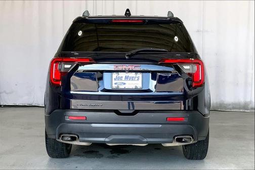 2022 GMC Acadia FWD SLT