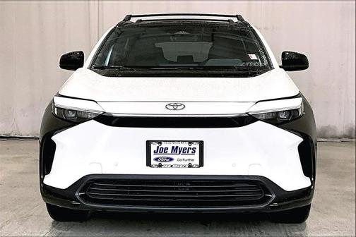2024 Toyota bZ4X XLE