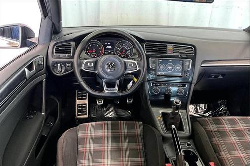 2016 Volkswagen Golf GTI 2.0T S 4-Door