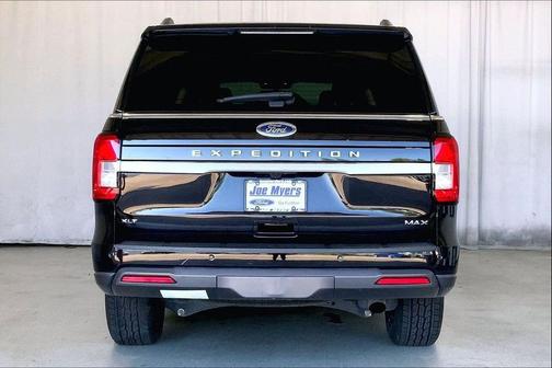 Agate Black Metallic 2024 Ford Expedition Max XLT