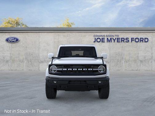 Oxford White 2026 Ford Bronco Outer Banks